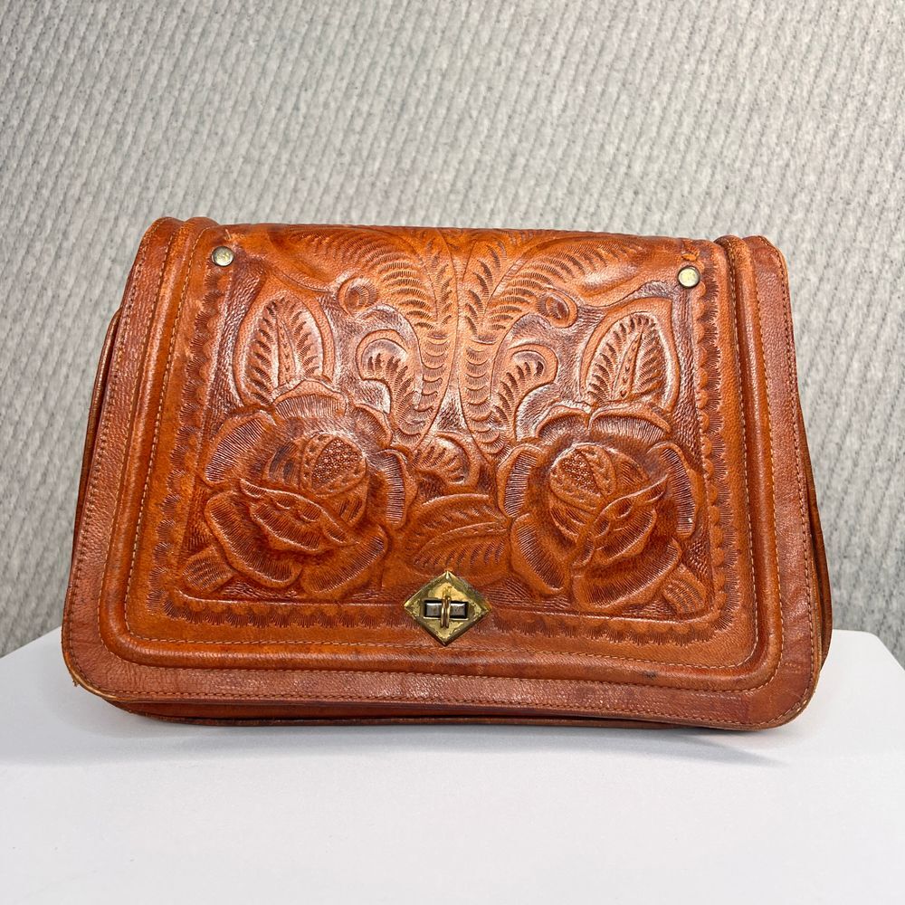Elegant Brown Leather Clutch